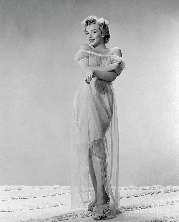 Marilyn Monroe In Nightgown Photograph by Bettmann