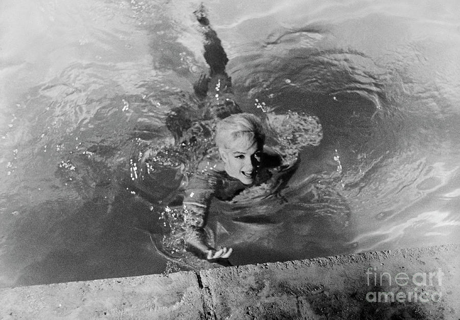 Marilyn Monroe Swimming Photograph by Bettmann