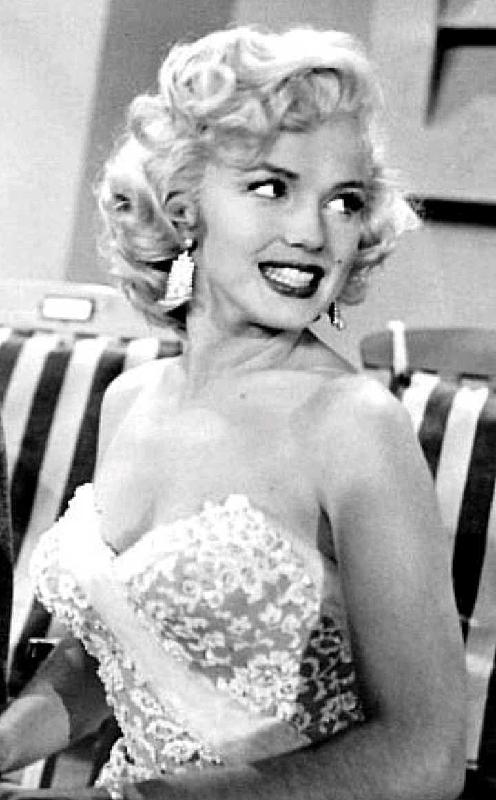 Marilyn Monroe White Dress In Color Ubicaciondepersonas Cdmx Gob Mx