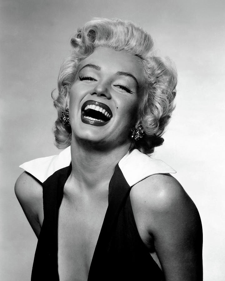 Marilyn Monroe With Big Smile In The Studio Photograph by Globe Photos ...