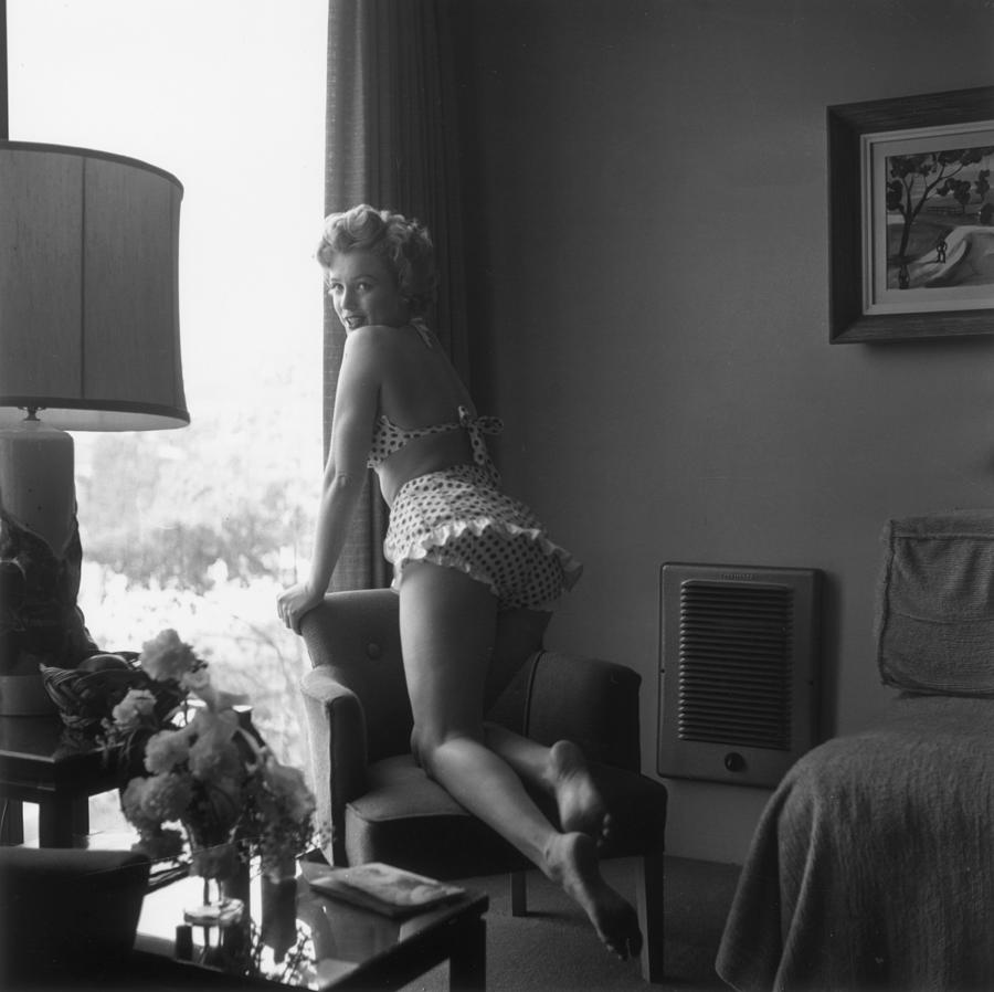 Marilyns Room Photograph by Hulton Archive
