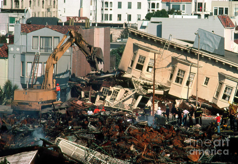 Marina District After The1989 Earthquake Photograph by Peter Menzel ...