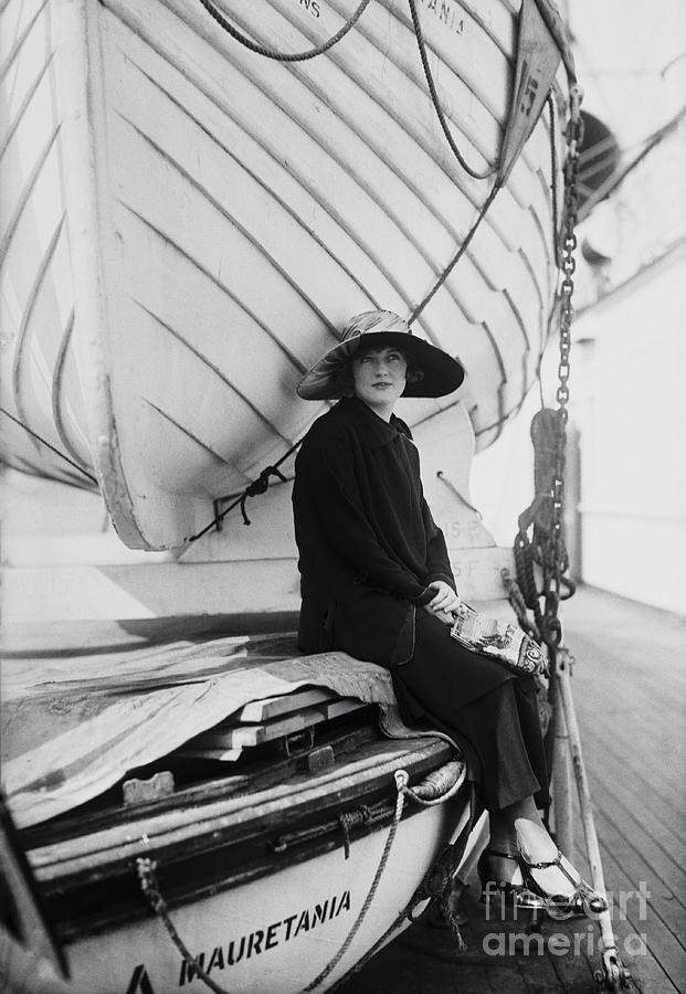 Marion Davies On Lifeboat Photograph by Bettmann