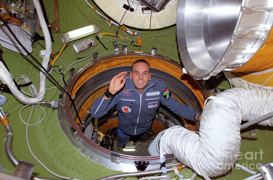 Mark Shuttleworth By Nasa Science Photo Library