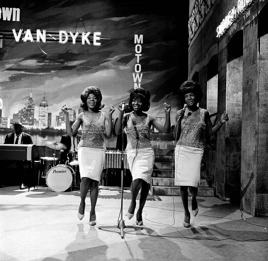Music Photograph - Martha And The Vandellas - Motown by Popperfoto