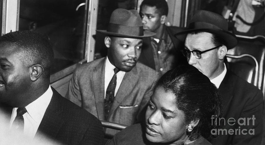Martin Luther King Riding Montgomery Bus Photograph by Bettmann