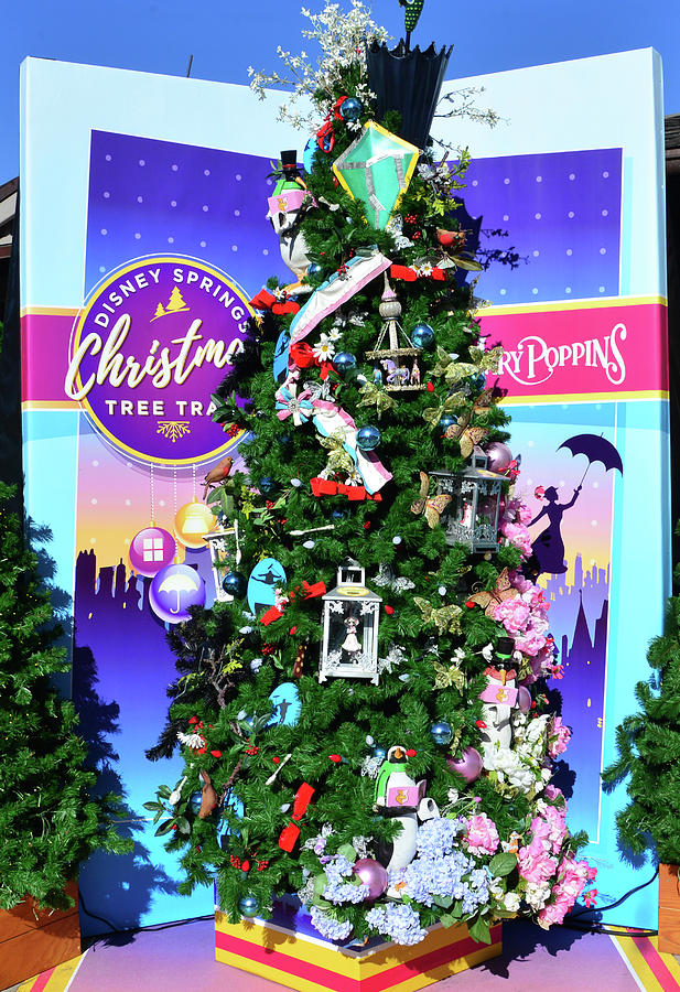 Mary Poppins Christmas tree Photograph by David Lee Thompson