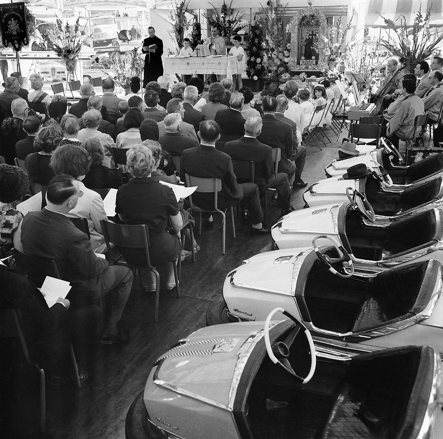 Mass And Bumper Cars At The Fete Des Photograph by Keystone-france