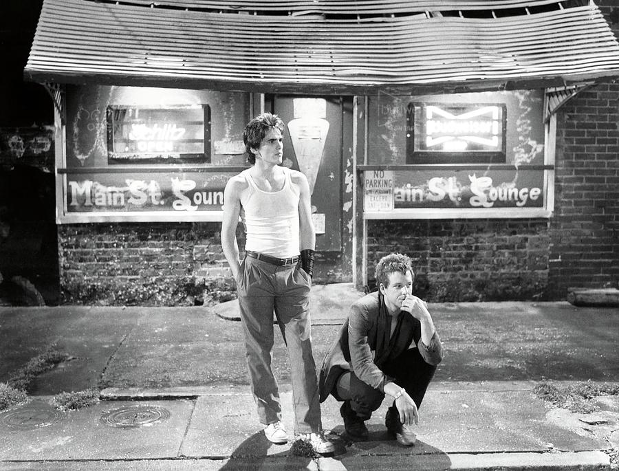MATT DILLON and MICKEY ROURKE in RUMBLE FISH -1983-. Photograph by Album