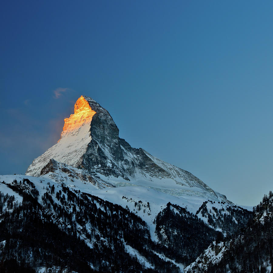 Nature Photograph - Matterhorn Switzerland Sunrise by Maria Swärd