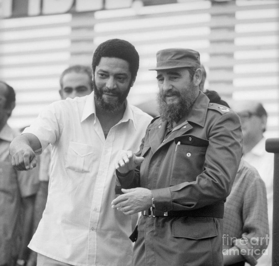 Maurice Bishop With Fidel Castro Photograph by Bettmann