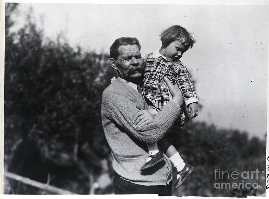 Maxim Gorky Holding His Young Niece Photograph by Bettmann