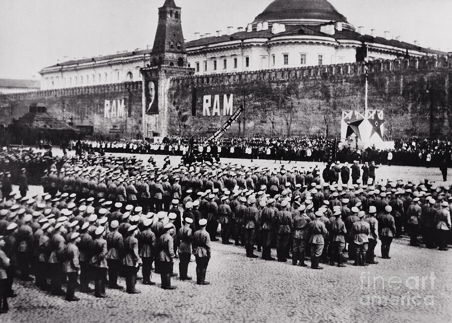 May Day Parade At Red Square Photograph by Bettmann - Pixels