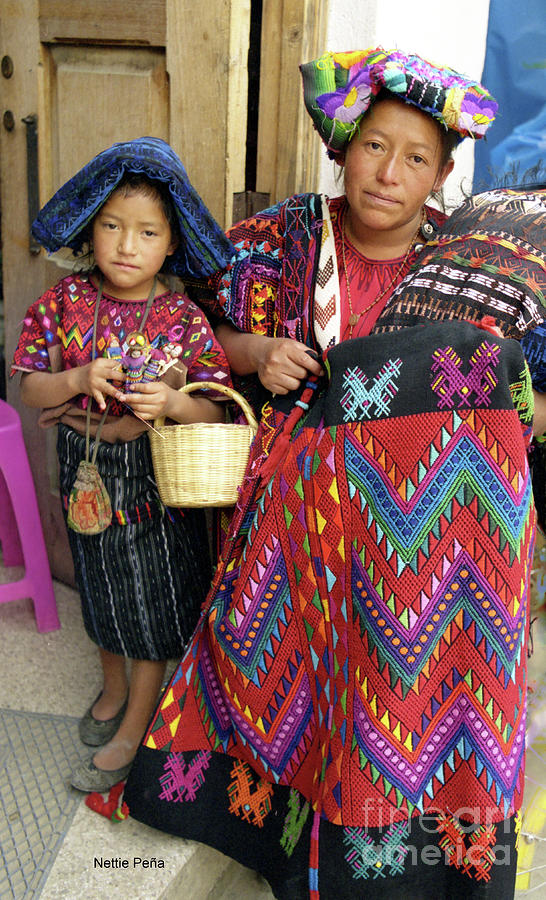 Mayan Mother and Daughter Photograph by Nettie Pena - Fine Art America