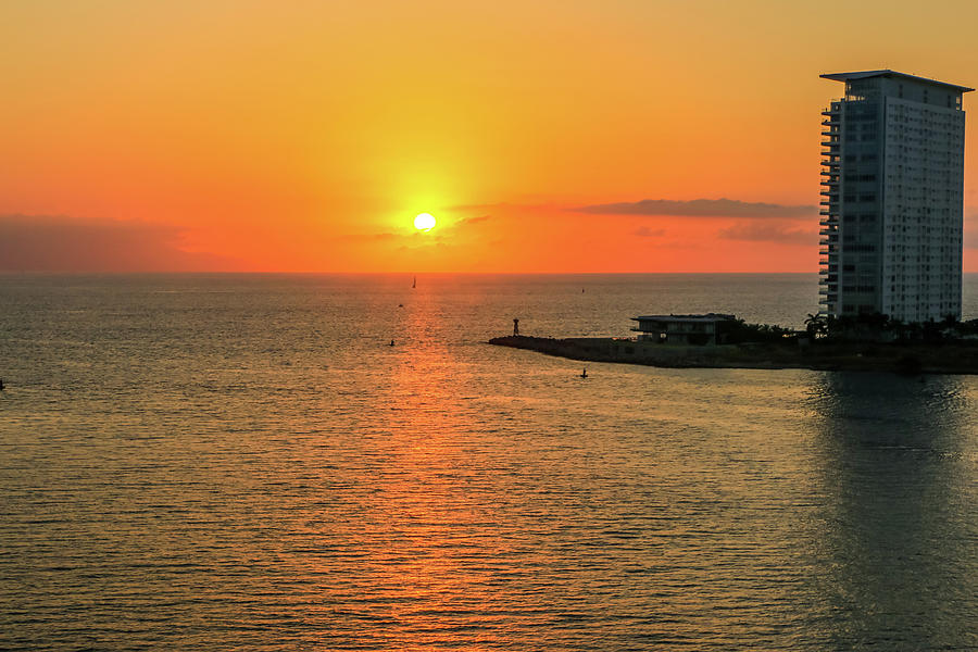 Bahia De Banderas Photograph - Mazatlan Sunset by Dawn Richards