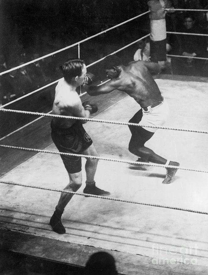 Mctigue And Siki Boxing In The Ring Photograph by Bettmann