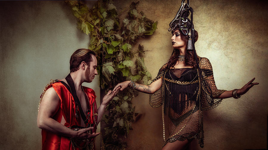 Portrait Photograph - Meeting The Godess Medusa by Ineke Mighorst