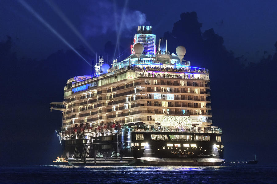 Mein Schiff 6