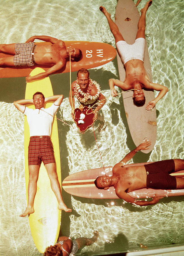 Men On Surfboards In Pool Sipping Drinks Photograph by Tom Kelley Archive Men On Surfboards In Pool Sipping Drinks Photograph by Tom Kelley Archive