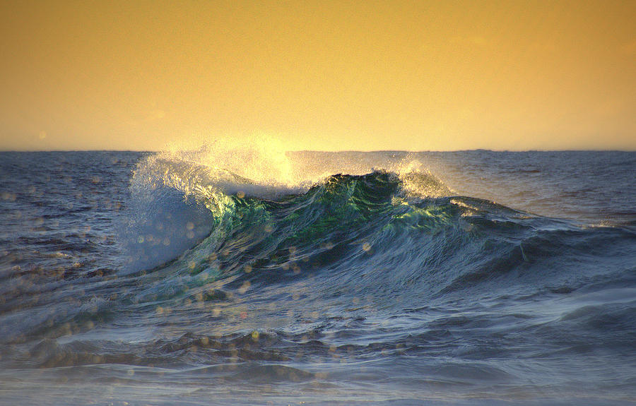 Menacing Wave in Late Afternoon Photograph by Lori Seaman