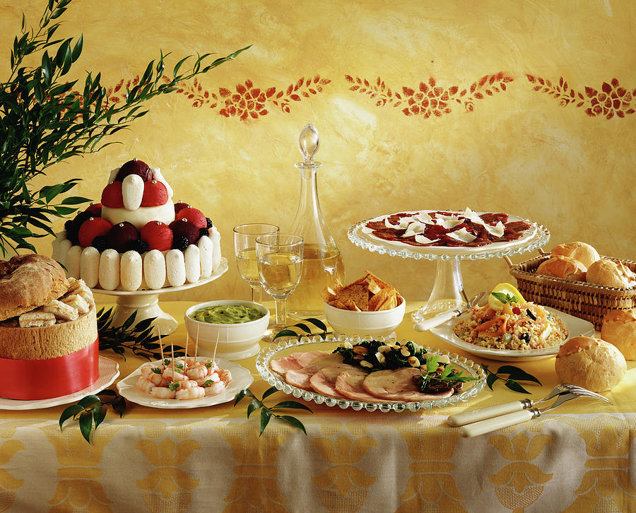 Cake Photograph - Menu: Buffet Buffet Table by Hussenot - Photocuisine