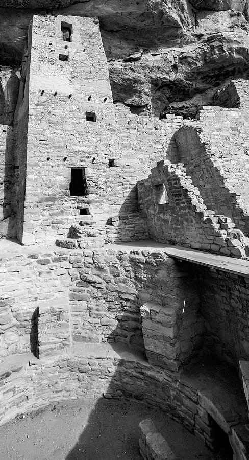 Mesa Verde National Park Photograph - Mesa Verde Cliff Dwellings - Black and White by Gregory Ballos