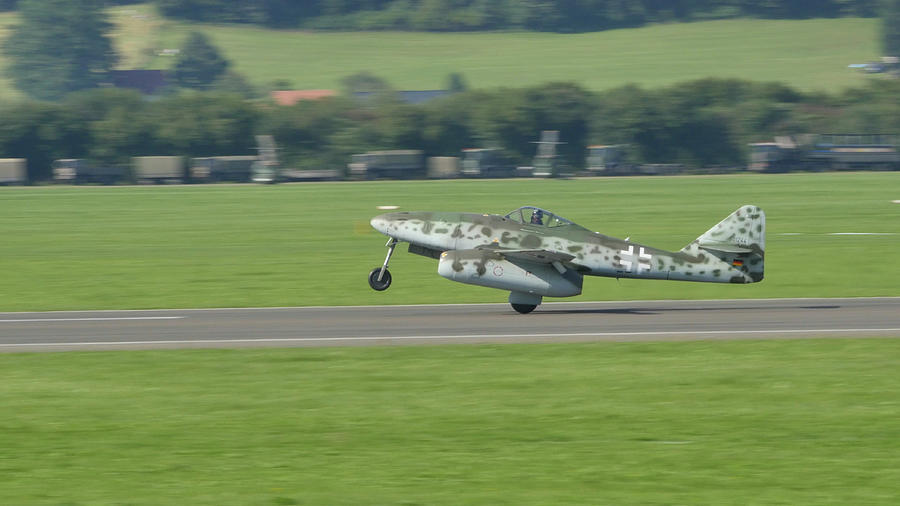 Messerschmitt Me-262 Aircraft Photograph by Ruggero Piccoli - Fine Art ...