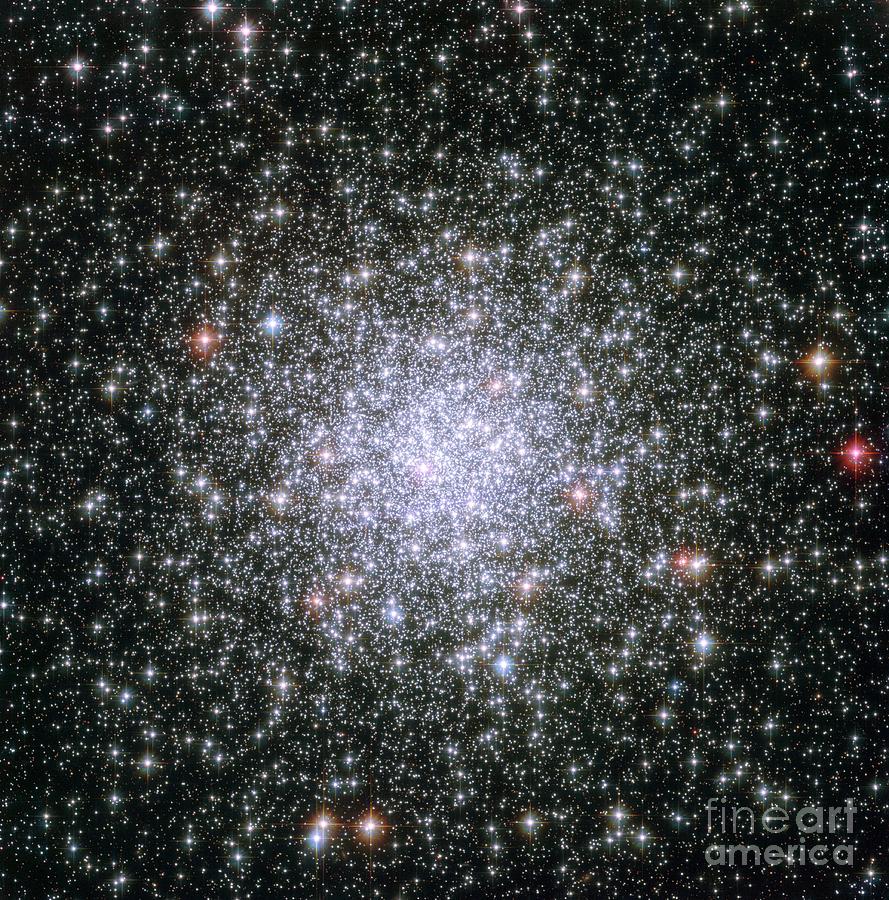 Messier 69 Globular Star Cluster Photograph By Esahubble And Nasascience Photo Library Pixels 9926