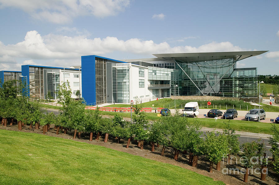 Meteorological Office Headquarters by Michael Donne/science Photo Library