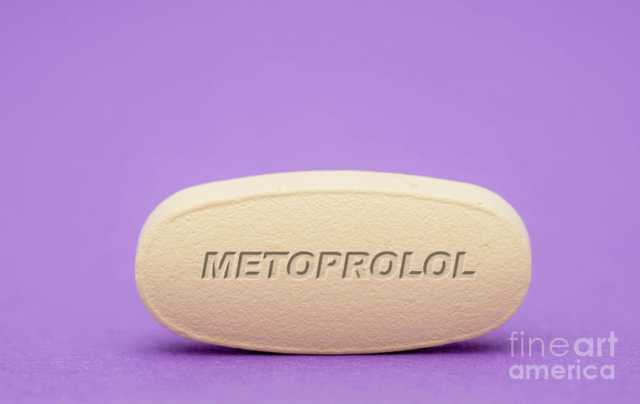 Metoprolol Pill Photograph by Wladimir Bulgar/science Photo Library ...