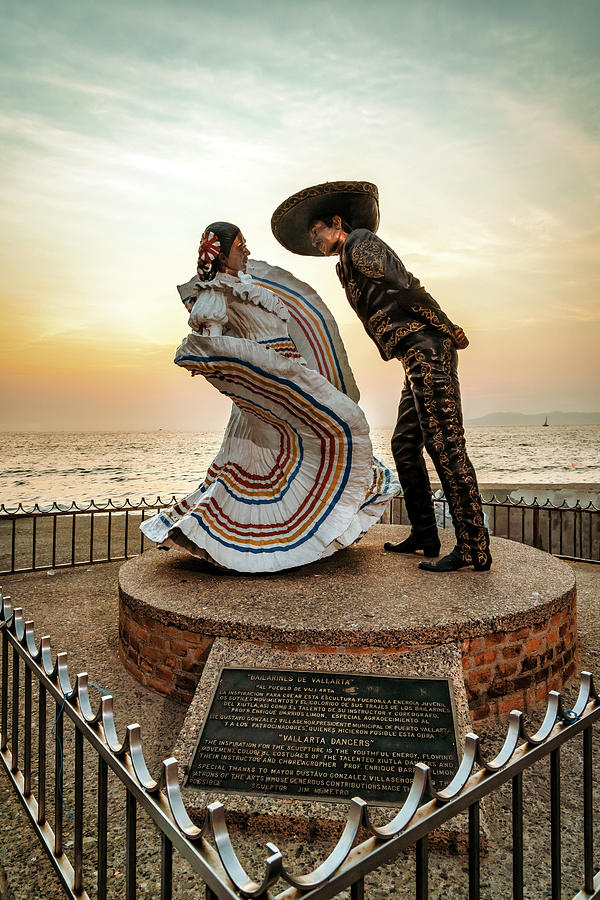 Beach Digital Art - Mexico, Puerto Vallarta, Vallarta Dancers, Bailarines De Vallarta, Sculpture By Jim Demetro by Claudia Uripos
