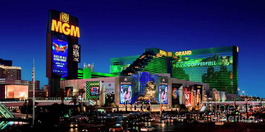 MGM Grand Casino at Dusk 2 to 1 Ratio Photograph by Aloha Art - Fine ...