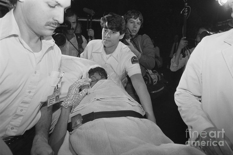 Michael Jackson Wheeled Into Hospital Photograph by Bettmann