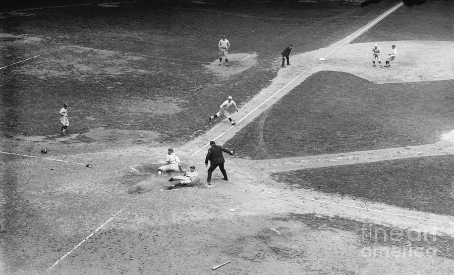 Michael Mcnally Scoring At Polo Grounds Photograph by Bettmann Fine