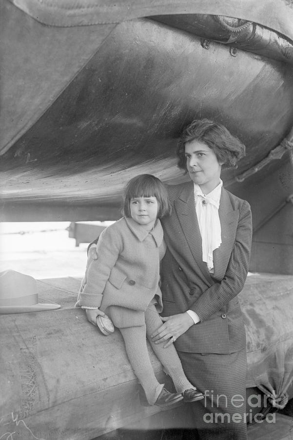 Michael Strange With Daughter On Boat Photograph by Bettmann