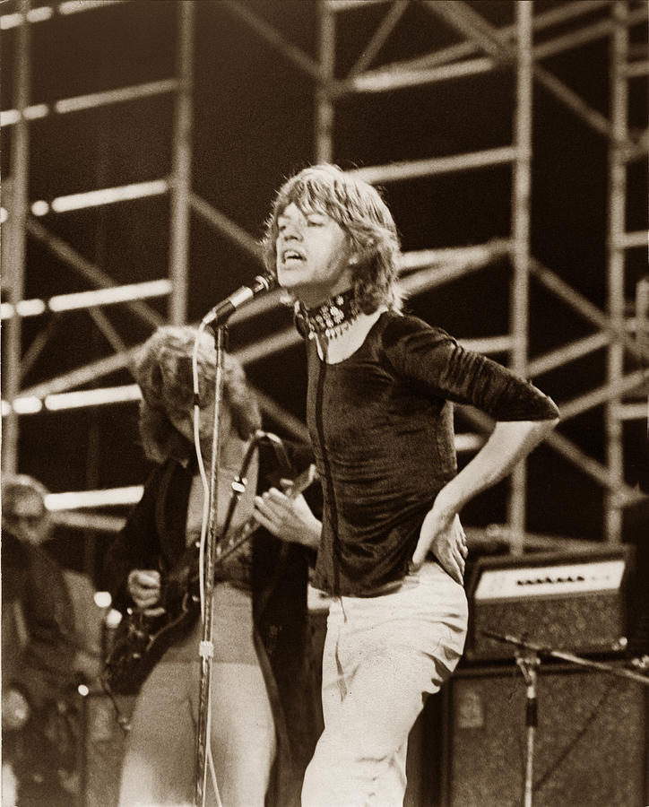 Indigenous Tænk fremad Månenytår Mick Jagger in Stockholm 1970 Photograph by Roland Unruh - Pixels