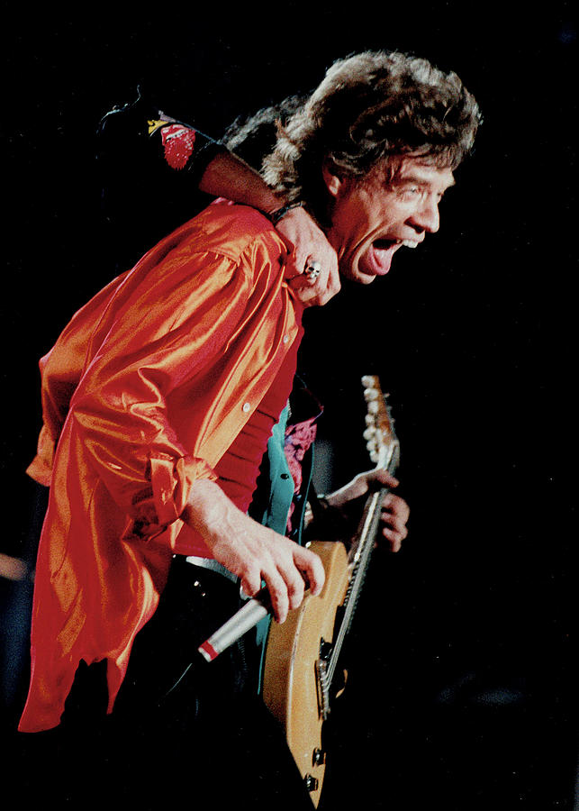 Mick Jagger Photograph - Mick Jagger Singing And Smiling by Pressens Bild