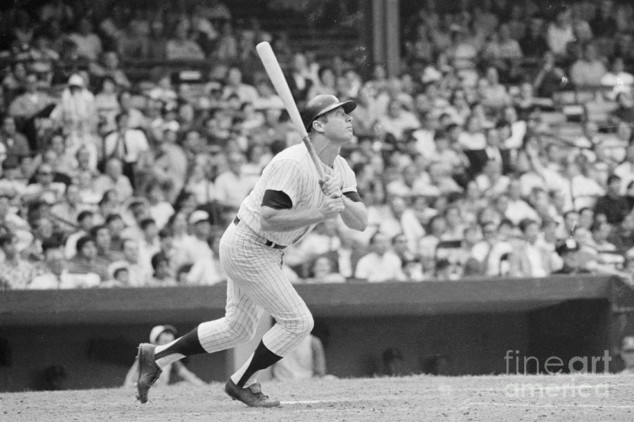 Mickey Mantle In Action Photograph by Bettmann