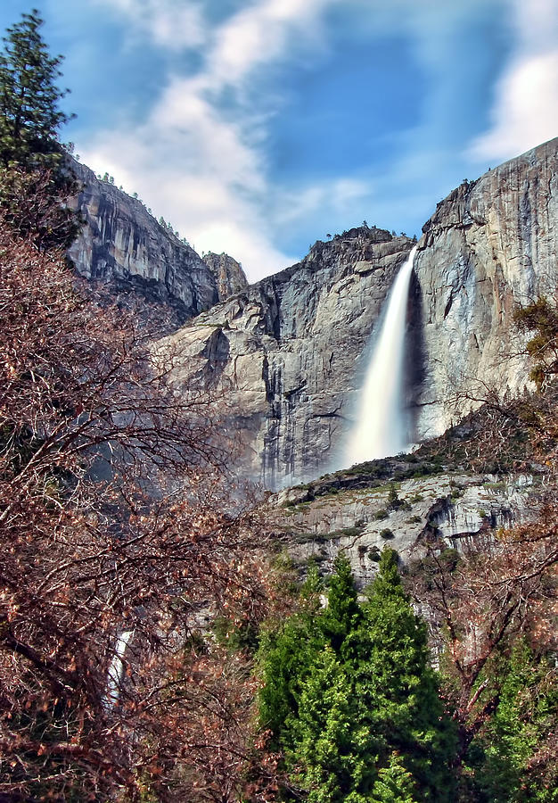 Midday Yosemite Falls Photograph by David Toussaint