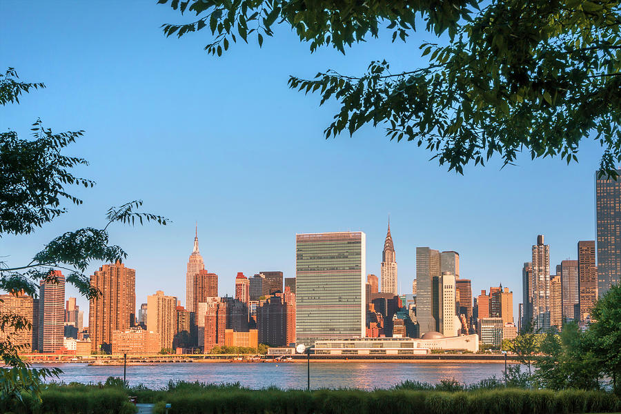 Midtown Manhattan Skyline, Nyc Digital Art by Lumiere