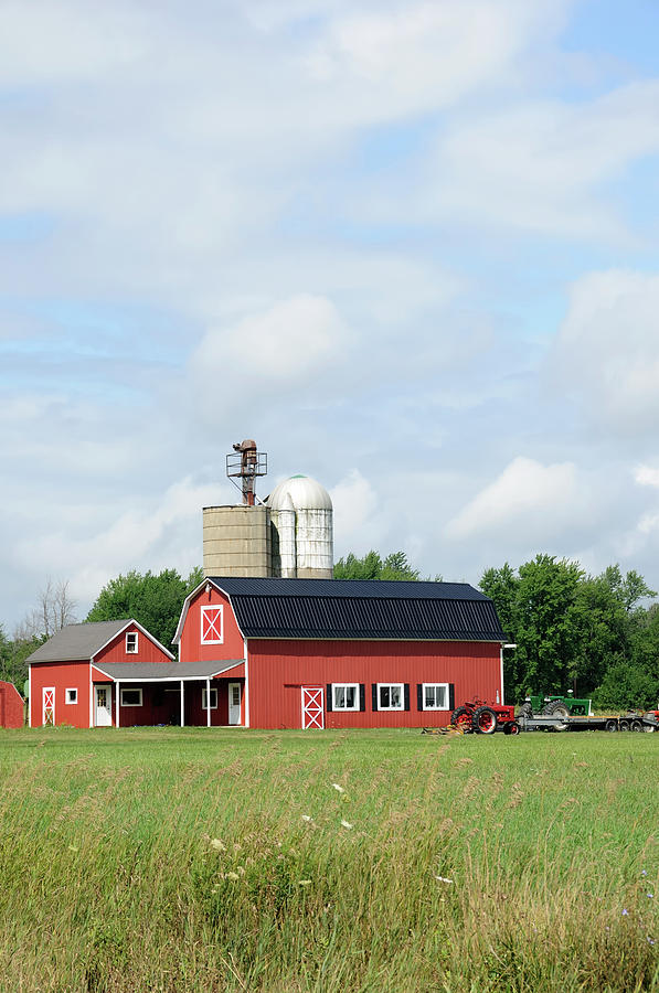 Midwest Farm Photograph by Rivernorthphotography
