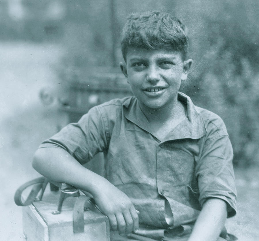 Mike, ten year old shiner, Newark, N.J. August 1, 1924. Location: Newark, New Jersey. Painting by 