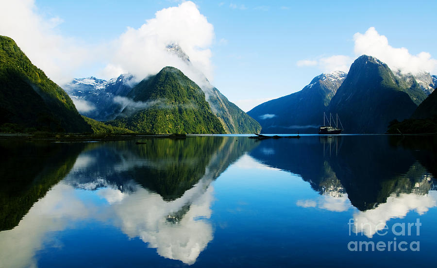 Beauty Photograph - Milford Sound, Fiordland, New Zealand by Rawpixel.com Beauty Photograph - Milford Sound, Fiordland, New Zealand by Rawpixel.com