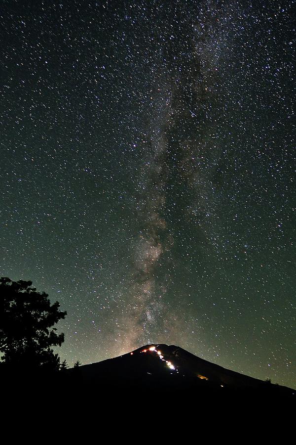 Milky Way And Mount Fuji Photograph by Katsumi.takahashi