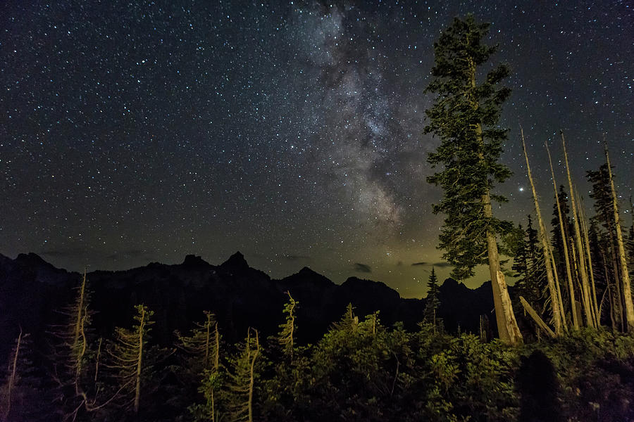 Milky Way Over The Tatoosh Range At Mount Rainier Photograph by Belinda ...