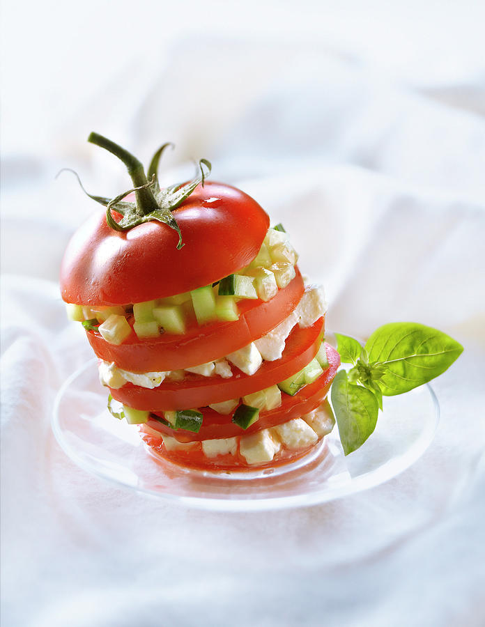 Mille Feuille De Tomate A La Feta Concombre Et Basilic Tomato Feta