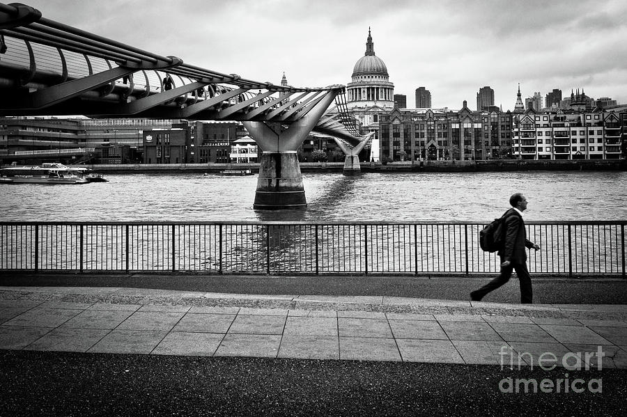 millennium Bridge 02 by Arnaldo Tarsetti millennium Bridge 02 by Arnaldo Tarsetti