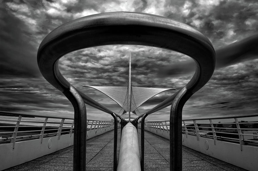 Milwaukee Art Museum by Santiago Calatrava - framed by walkway railing Photograph by Peter Herman