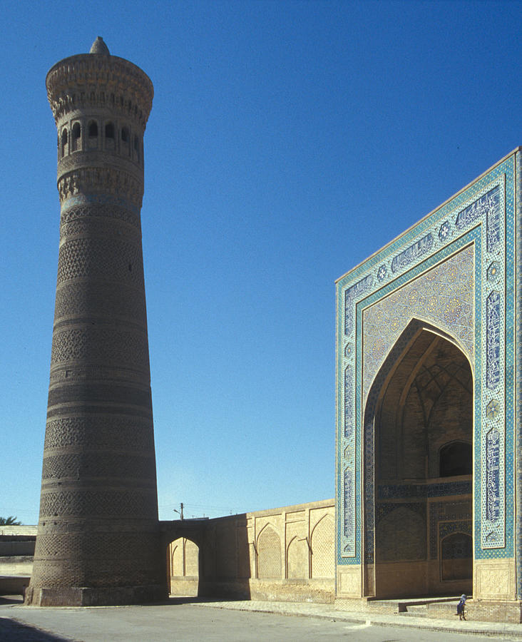 Minaret. Islamic Mosque Uzbekistan Photograph by Richard Mcmanus