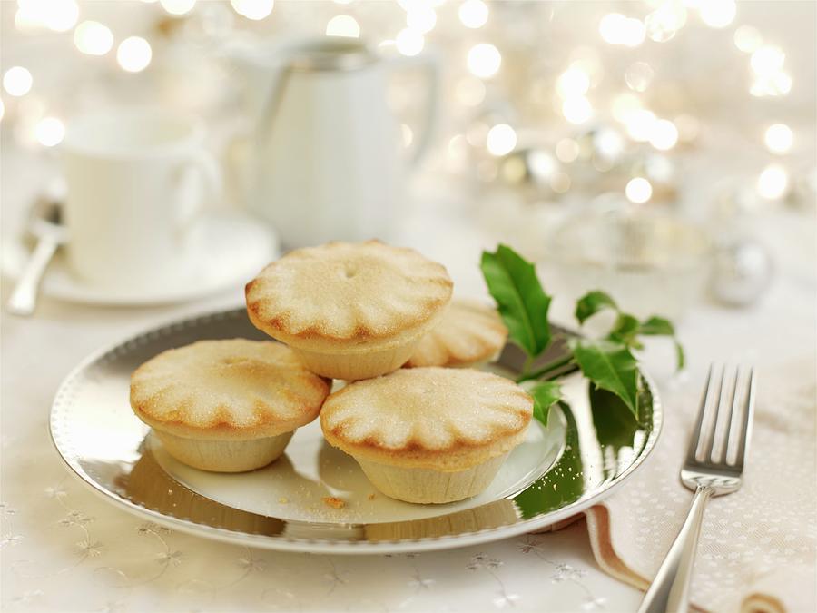 Mince Pies christmas Speciality, Uk Photograph by Ian Garlick